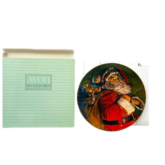 Avon 1987 Christmas Plate "The Magic That Santa Brings" KInd and Jolly Santa - Picture 2 of 11